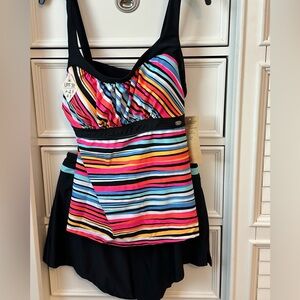 ZeroXposur colorful women’s swimsuit size L-14  NWT